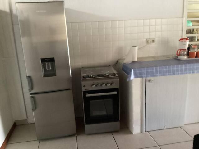 Appartement Dans Propriete Reposante Saint Benoit Bagian luar foto